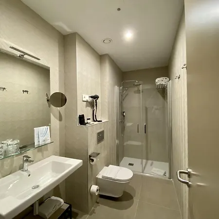 Abba 4* Seville